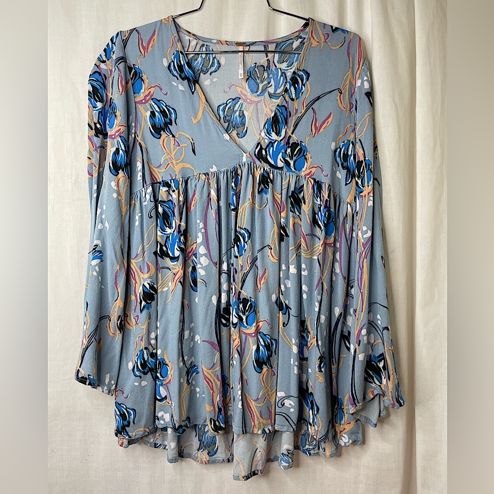 Free People Flowy Top Size XS